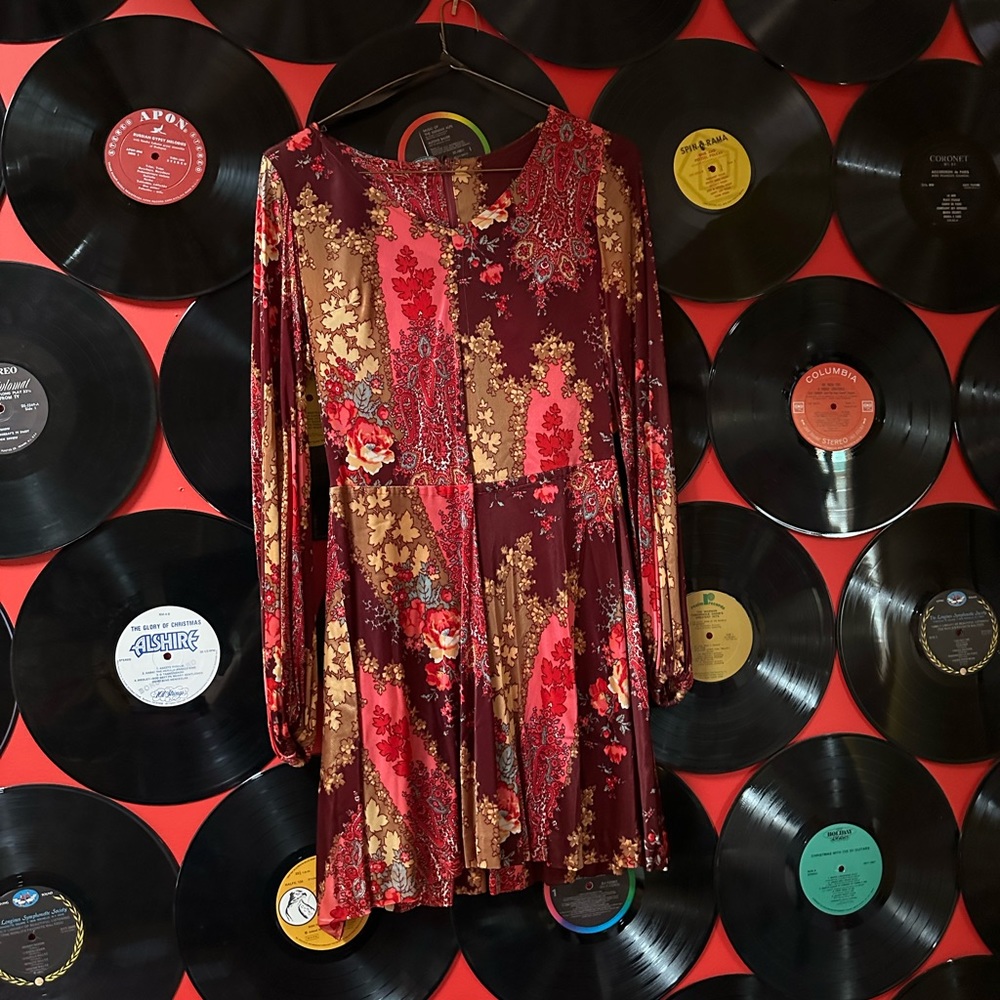 Gogo dress from the 60s from short stops by Ronnie fashions